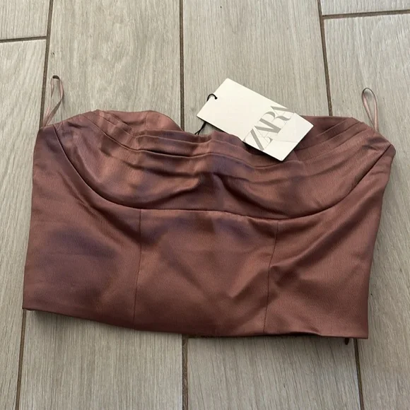 Top Zara new with tags, silk material - Picture 2 of 2